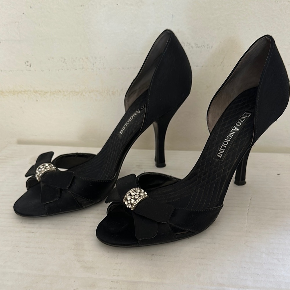 Enzo Angiolini Black Stiletto Heels Classic Pumps